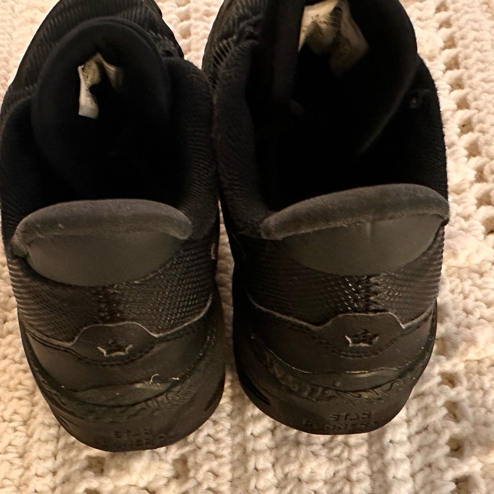 Nike Black Athletic Kids Sneakers - Picture 5 of 7